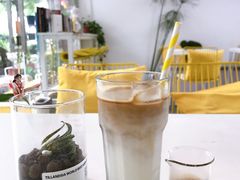白咖啡-五进制 Coffee Shop