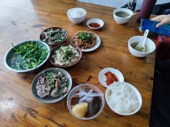 -周记翘脚牛肉