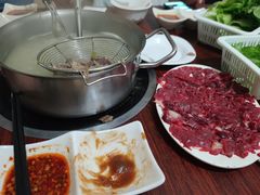 -黑山牛肉汤火锅(花城汇店)