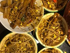 -巴四老城区炭火蛙锅(张江店)