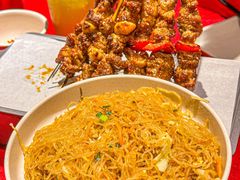 -龙巢盱眙龙虾·牛蛙·烧烤宵夜(八卦岭店)