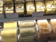 -红宝石·鲜奶小方·海派西点房(南丹店)