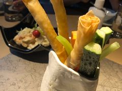 笔筒色拉-穹六人间 people 6(岳阳路店)