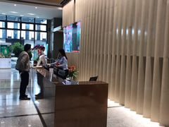 -新虹桥中心大厦