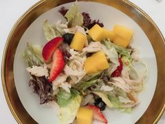 煙熏雞肉芒果草莓沙拉-哈布斯扒房(华发商都店)