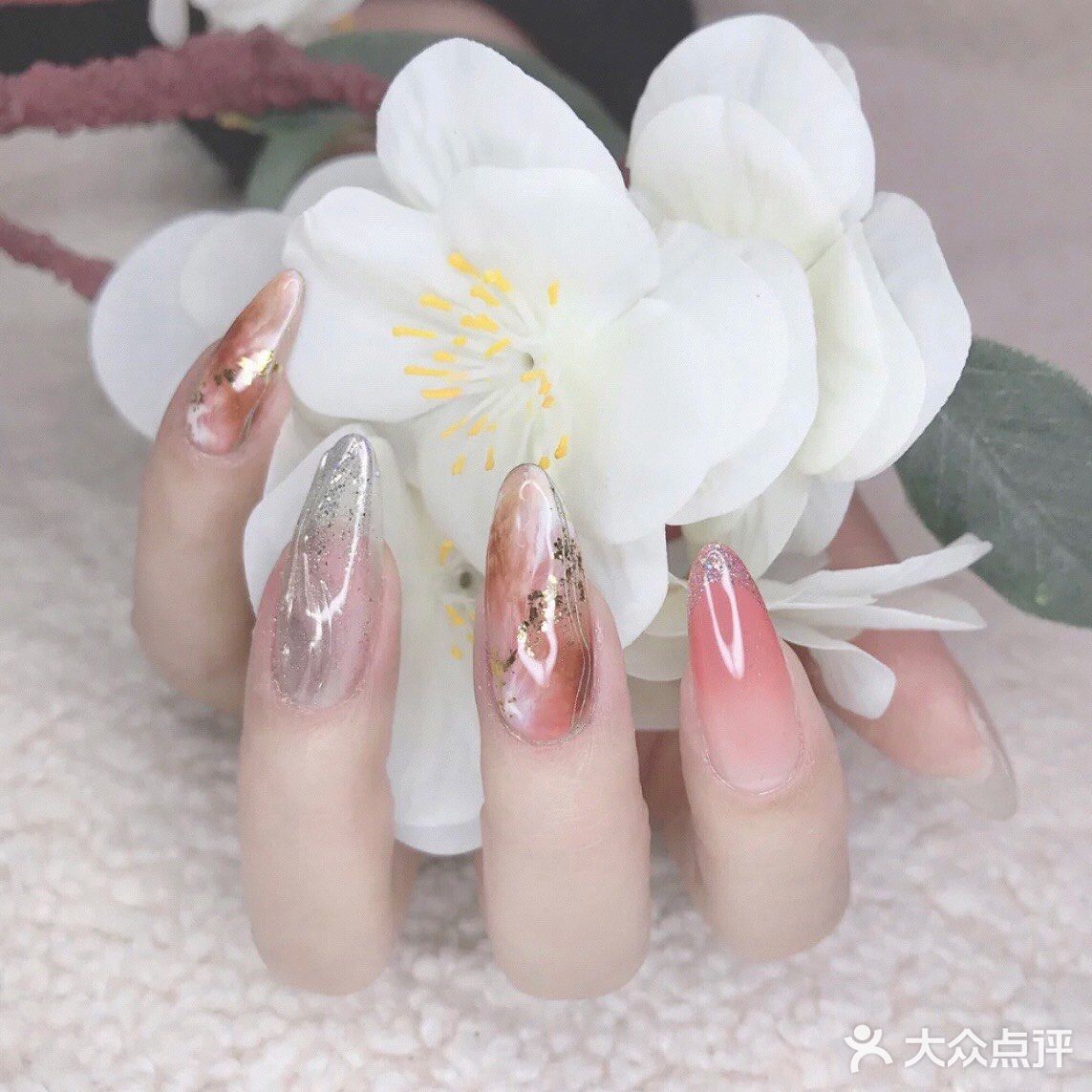 春季美甲换新款雾里看花款🌺