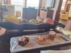 -三亚湾海居铂尔曼度假酒店