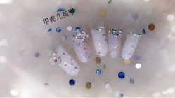 为您的指甲添一抹冬季的清新-甲壳儿美甲美睫