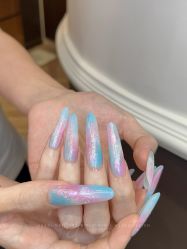 -花岐款式专研健康美甲沙龙