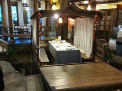 -花溪雨·森林餐厅(石基店)