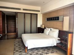 -三亚湾海居雅高铂尔曼度假酒店