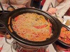 -老表记广西宵夜螺蛳鸭脚煲(东盟店)