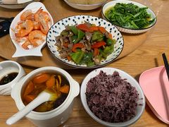 -臻爱住家月嫂育儿嫂(万达店)