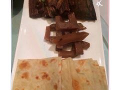 老城酥帶魚卷餅-京味斋·北京烤鸭(北京南站洋桥店)