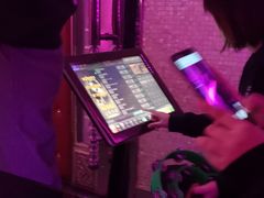 -蓝尊量贩(黄河路店)