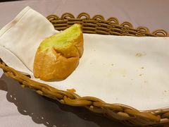 培根蒜香面包-戈雅法餐厅(世界城广场店)