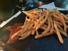 -TZ House音乐现场(来福士中心店)