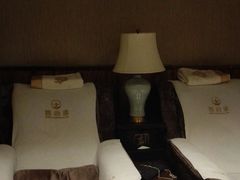 -臻江南影院式足道(雅安店)