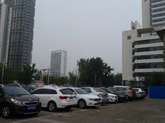 -天津市人民医院-停车场