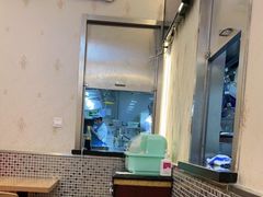 -白玉兰食品甜凤店(合生汇店)