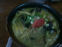 -蓝田九大碗民俗食府(蓝田店)