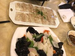 -鹤乡东北菜(崮山路店)