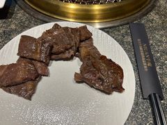 堂切M12牛肩肉-NIUAN牛庵·日式和牛烧肉(恒隆店)