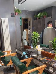 -尚逸国际护肤造型