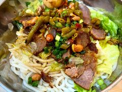 -卓雅桂林米粉