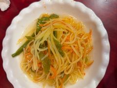 -金杨拉面王小吃面馆·牛三宝面·红烧牛肉粉