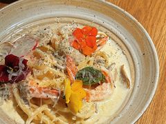 黑松露杂菌白汁意粉-GOTLOT COFFEE&KITCHEN角落厨房NOOK店