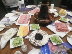 -楼外楼大刀肉传统火锅居(博学路店)