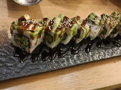 牛油果黄瓜卷-村上一屋(望京店)