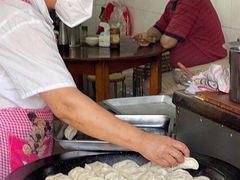 -黄阿姨锅贴大王(万航渡路店)