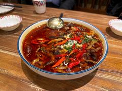 -清真·玛丽亚新疆菜主题餐厅(浙江中路店)
