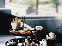 -穹六人间 people 6(岳阳路店)