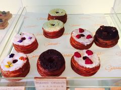 羊角甜甜圈-西点坊(浦东香格里拉店)