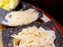 -新哥老官·畅吃123·美蛙世界(苏宁广场店)