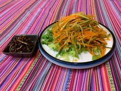 -香巴拉云南餐厅(华莱坞店)