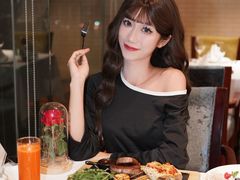 -深圳富苑皇冠假日套房酒店