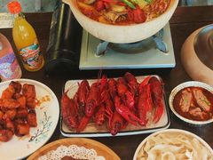 -聚汇三少·龙虾·中餐厅(莫邪路新天地店)