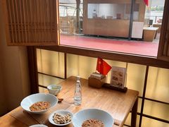-蟹家大院 · 独揽江景(滨江店)