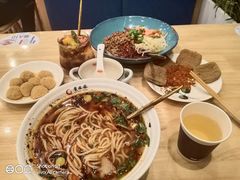 -贵凤凰贵州米粉(五道口店)