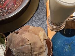 -湊湊火锅·茶憩(南京东路悦荟店)