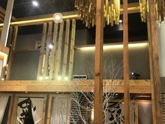 -墨居上隐·院子里火锅(峨眉店)