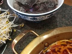 -小天鹅火锅·一线江景洪鼎旗舰店(洪崖洞店)