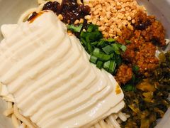 德胜桥豆花米线-云海肴·汽锅鸡·云南菜(领展购物广场·中关村店)