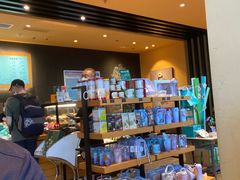 零售区-星巴克(兰州中川机场T2出发店)