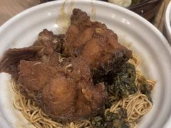 -佬钱湾仔(衣裳街店)