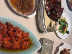 -八府香鸭·啫啫煲(华山路店)